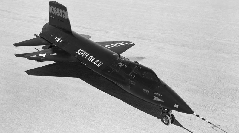 Dünyanın en hızlı 10 uçağı  x-15